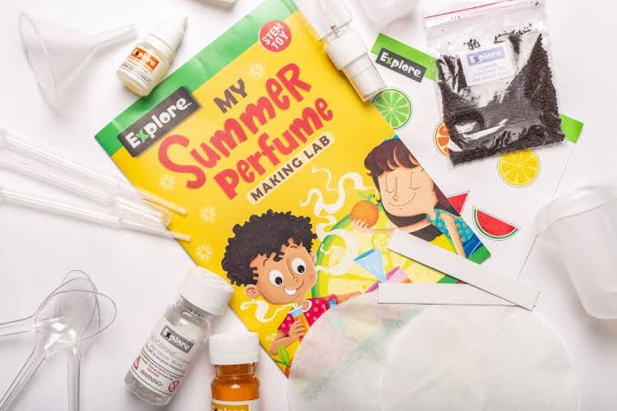 My perfume making laboratory DIY kit – Kidospark